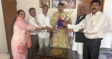 जयानंद भारती के भवन निर्माण हेतु 40 लाख की धनराशि स्वीकृत कराने पर महाराज का आभार जताया
